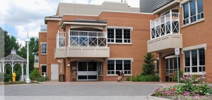 Markhaven Long Term care Outside.jpg